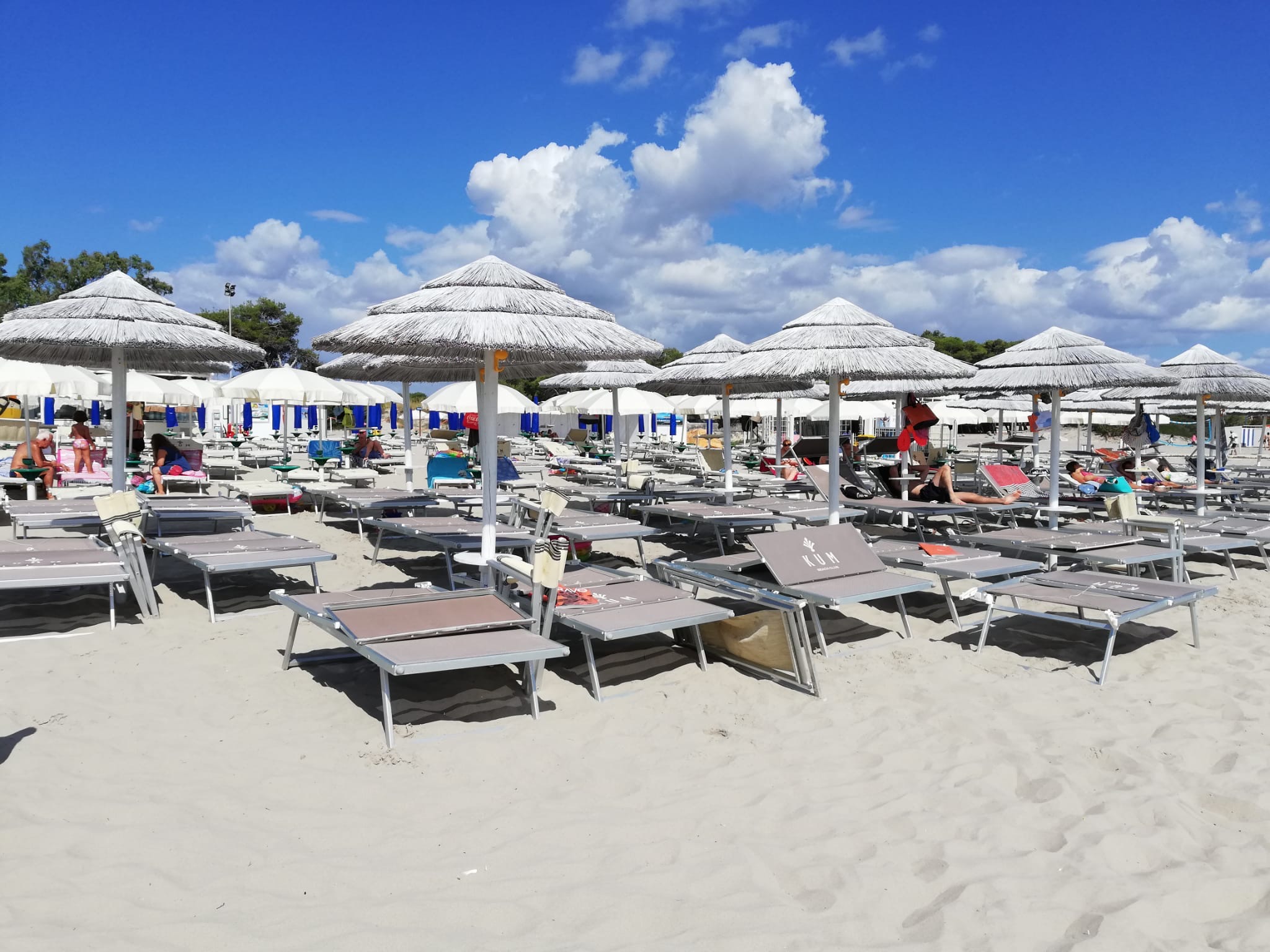 Kum Beach Club Alimini